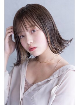 エース (ACE) ACE ナチュラルアッシュ×簡単外ハネスタイル