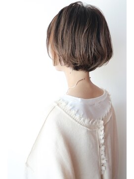 ビーハイブアヴェダ PARCO2店(BEHIVE AVEDA) [BEHIVE 高橋]　ミニボブ