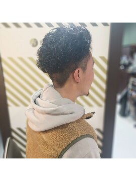バーバーバー 都賀(BARBER-BAR) かきあげパーマ