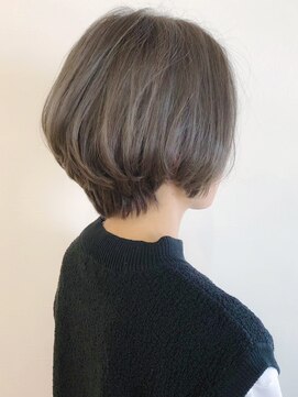 リコ(LIKO) 大人すっきりショート☆似合わせカット/お手入れ簡単ヘア