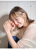 フェイスフレーミングボブ