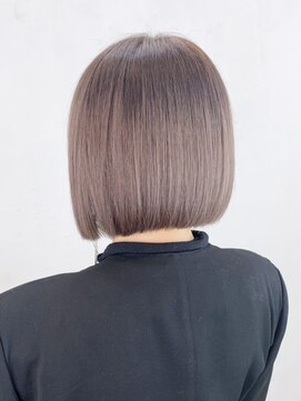 アイティーバイアルバム 八王子店(IT by ALBUM) グレージュボブ_外ハネボブセクションカラー_ba376552