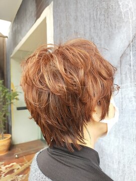 ビグディーサロン(BIGOUDI salon mukonosou) ハイトーンショート　アプリコットオレンジ