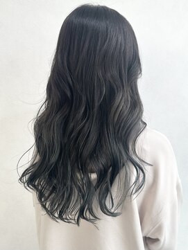 ソアラ(soara) 抜け感ゆるふわウェーブロング