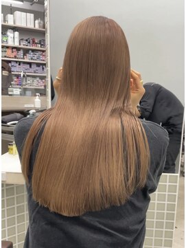 ヴァーディ オモテサンドウ(Vardy omotesando) ブラウンカラー・ミルクティーベージュ・ケアブリーチ・アッシュ