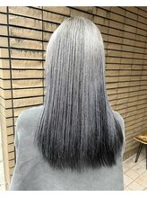 イルスティーロ(iLL_steeLo) <iLL_steeLo>アウターカラーモノトーンスタイル