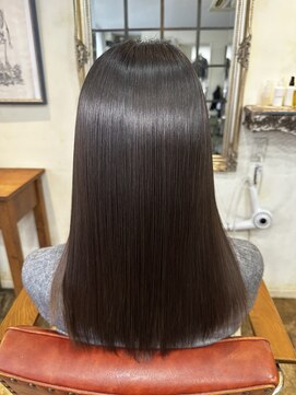 リタへアーズ(RITA Hairs) 失敗した縮毛矯正からの回復例 美髪矯正