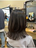 ミディアムレイヤー［似合わせカット/ウェーブミディアム］