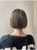 内巻きボブ　切りっぱなしボブ