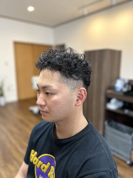 ヘッドハンター(HEAD HUNTER) ツーブロックスタイル