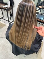 メリー オオサカ(Merly Osaka) バレイヤージュ