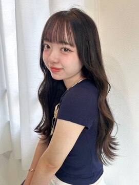 アンニュ(annuy) シースルー 韓国ヘア くびれロング 美髪 20代 透明感カラー