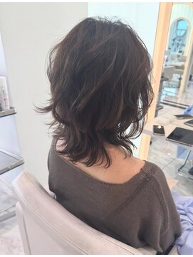 ザザアオヤマ(ZA/ZA AOYAMA) ソフトウルフ/ミディアムレイヤー