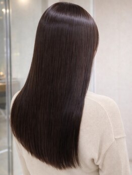 モゴイケブクロ(MOGO IKEBUKURO)の写真/髪の状態に合わせて選べる豊富なトリートメントで、髪の芯から潤いを補給★手触りの違いを実感できる♪