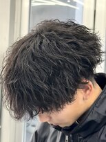 オーバル ジングウマエ(OVARL jingumae) 縦落ちルーズパーマラウンドマッシュ