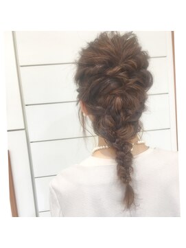 ネオリーブ アンド 渋谷店(Neolive &) 【Neolive & 渋谷店】30分でできる編みおろし簡単アレンジ
