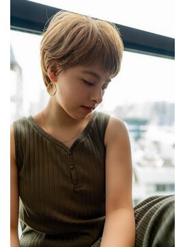 オースティン 門前仲町(AUSTIN) 前髪かき上げイメチェンイヤリングカラーラベンダーカラーくびれ