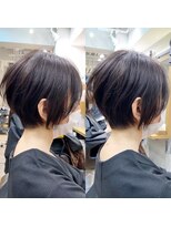 アヴァロン(AVALON)&nbsp;立体感・絶壁カバー・美シルエットくびれショートボブ【BISA】