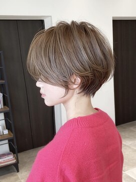 マグ ギンザ(mag ginza) 《30代40代》絶壁解消ハイライト＋ひし形ショートボブ【浦野】