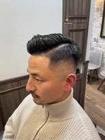 ミリオンバックス 上野(Million Bucks) ハードパートフェードスタイル【スキンフェード】