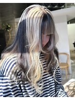 ヲタク(wotaku.)&nbsp;デザインカラーホワイトブロンドローライトセクションカラー