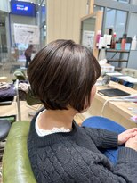 カシータ ヘア リゾート イオンモール熱田店(Casita hair resort)&nbsp;白髪ぼかし×ショートボブ×簡単スタイリング×襟周りすっきり