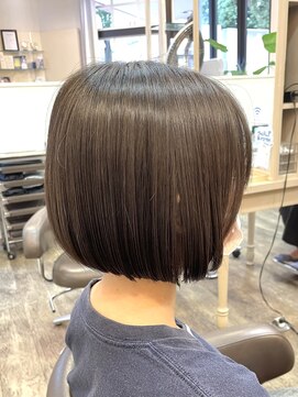 アルターリール(aL ter Rire) カール/セミディ/シアーカラー/姫カット/鎌取/中村郁未