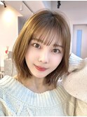 くびレイヤーボブルフネビージュ小顔ワンレンこなれミディ