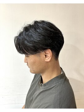 デイズ(DAYS) センターパートニュアンスフェザーパーマ