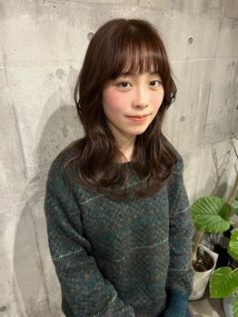 スワッグ(SWAG)の写真/透明感たっぷりのワンカラ―が人気◎髪質改善とあわせてより艶感のある洗練された垢抜けスタイルに*