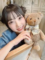 シースルーバングツインお団子ヘア