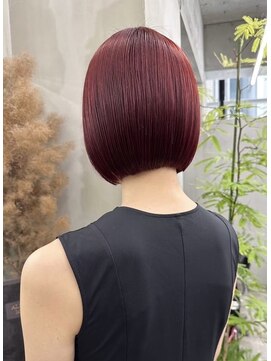 ギークス(GEEKS) 【GEEKS渋谷】ワインレッド/バーガンディ/切りっぱなしボブ/小顔