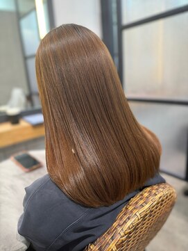 メゾンドムニ 恵比寿(Maison de MUNi) 潤い&ツヤ◎髪質改善ストレート