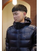 エディ(Edy)&nbsp;メンズ刈り上げスキンフェードスパイキーショート眉毛カット