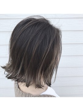 ブランシェ 小牧店(BRANCHE) ★立体感抜群！ハイライトグラデーション★