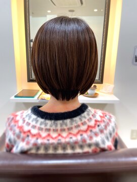 ヘアーアンドコークラシコ(Hair&Co. Clasico) 個性派ボブ