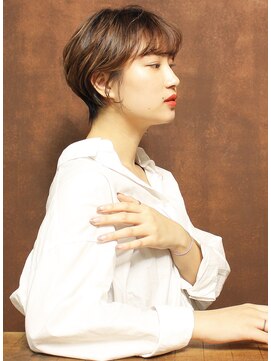 シアンデルカ(CYANDELUCCA) ふんわりカールでクセ毛風ショート