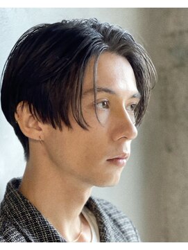 アットラブ バイ ベル(at'LAV by Belle) ビジネスマンにも！短すぎる髪が苦手な男性へ。前下がりショート