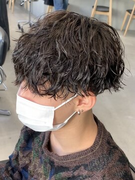 フィフス トウキョウ (fifth TOKYO) 波巻きパーマ波巻きスパイラルパーマツイストスパイラルパーマ