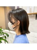 ダークカラー/外ハネボブ/イヤリングカラー/サイドバング