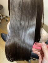 つむぎ&nbsp;まとまりのあるツヤ髪に