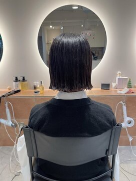 キャンバス バイ ネオリーブ 横浜西口(Canvas by neo.) 切りっぱなしボブ ぱつっとボブ 外ハネボブ sn