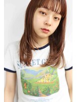 モコ(MOCO)&nbsp;柔らかな明るめカラーとうねりで大人可愛いを演出