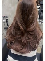 エッセンザ 梅田(ESSENZA)&nbsp;海外レイヤー韓国ヘアmix  ブラウンカラー　レイヤーカット