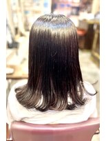 サーティエイト(38) ツヤめく深み黒髪カラー 髪質改善デトックス