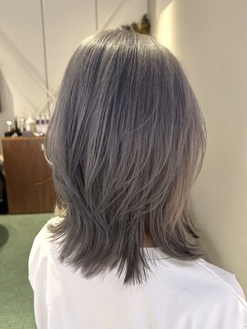 エルム 原宿 表参道(yelm) ブリーチ2回でできるホワイトグレージュレイヤーカット