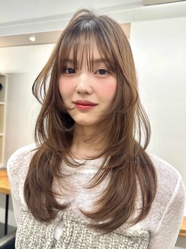 アビー(ABBEY3) レイヤーカットミディアムレイヤー顔周りレイヤーハッシュカット