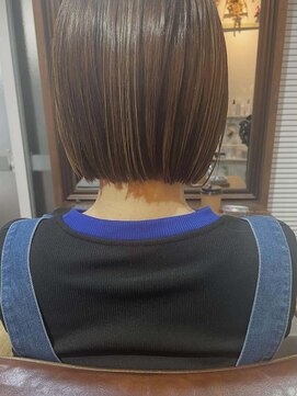 ナチュラルな丸みショート