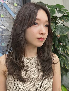 シーズンズセントリック 吉祥寺(SEASONS Centric)の写真/なりたいイメージを再現♪繊細な顔周りカットが好評!大人女性も似合うナチュラルなレイヤーカットも人気♪