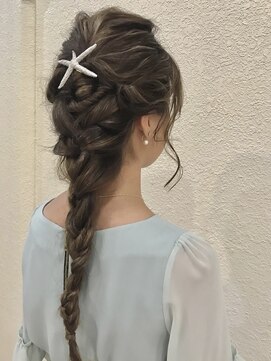 グート ヘアーラボ(gut HAIR LABO) 編み込みアレンジ/三つ編み